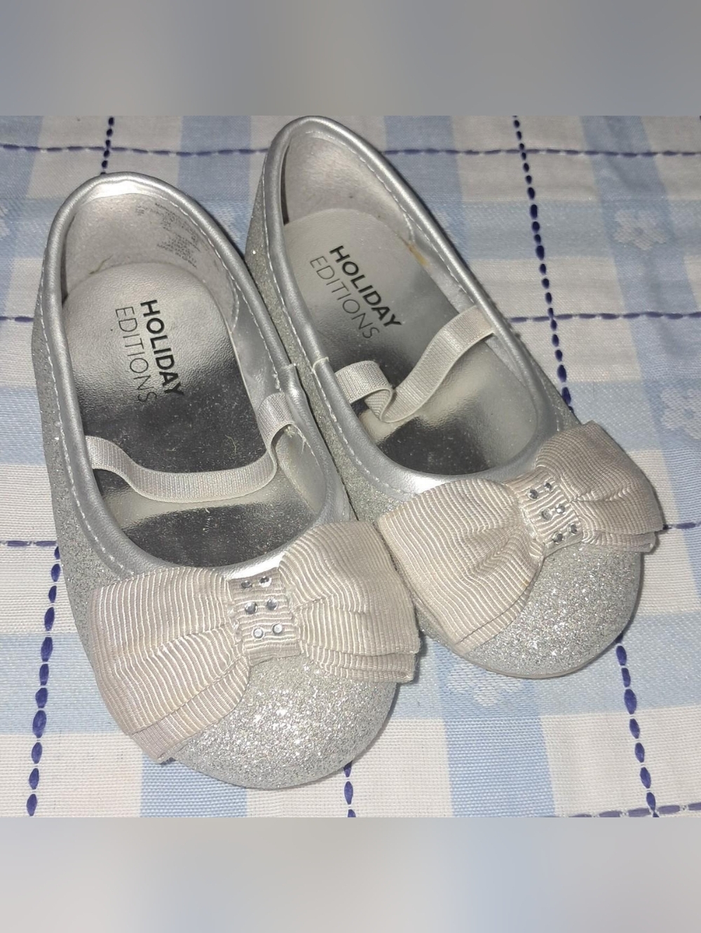 Holiday Editions Silver Glitter Bow Girls Dress Flats Size 6